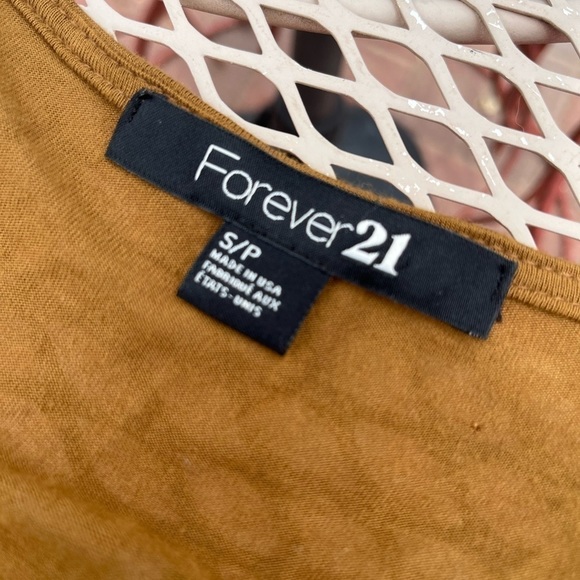 FOREVER 21 GOLDEN SUMMER TOP WITH BEADED EGYPTIAN COLLAR - Picture 6 of 6